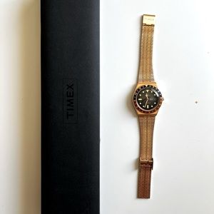 Timex mens watch, rose gold.